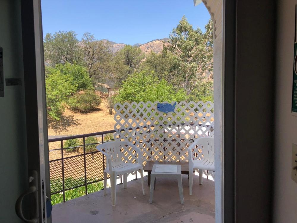 Sierra Lodge Three Rivers